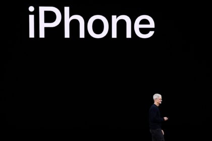 Here's When Apple Plans to Release New iPhones With AI