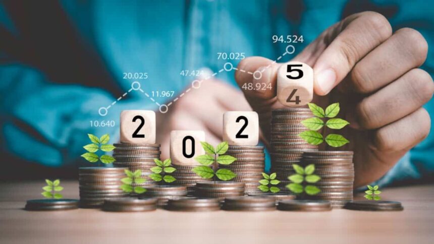 2 top FTSE 100 shares to consider for a Stocks and Shares ISA in 2025