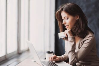 How To Use Credit Cards Wisely